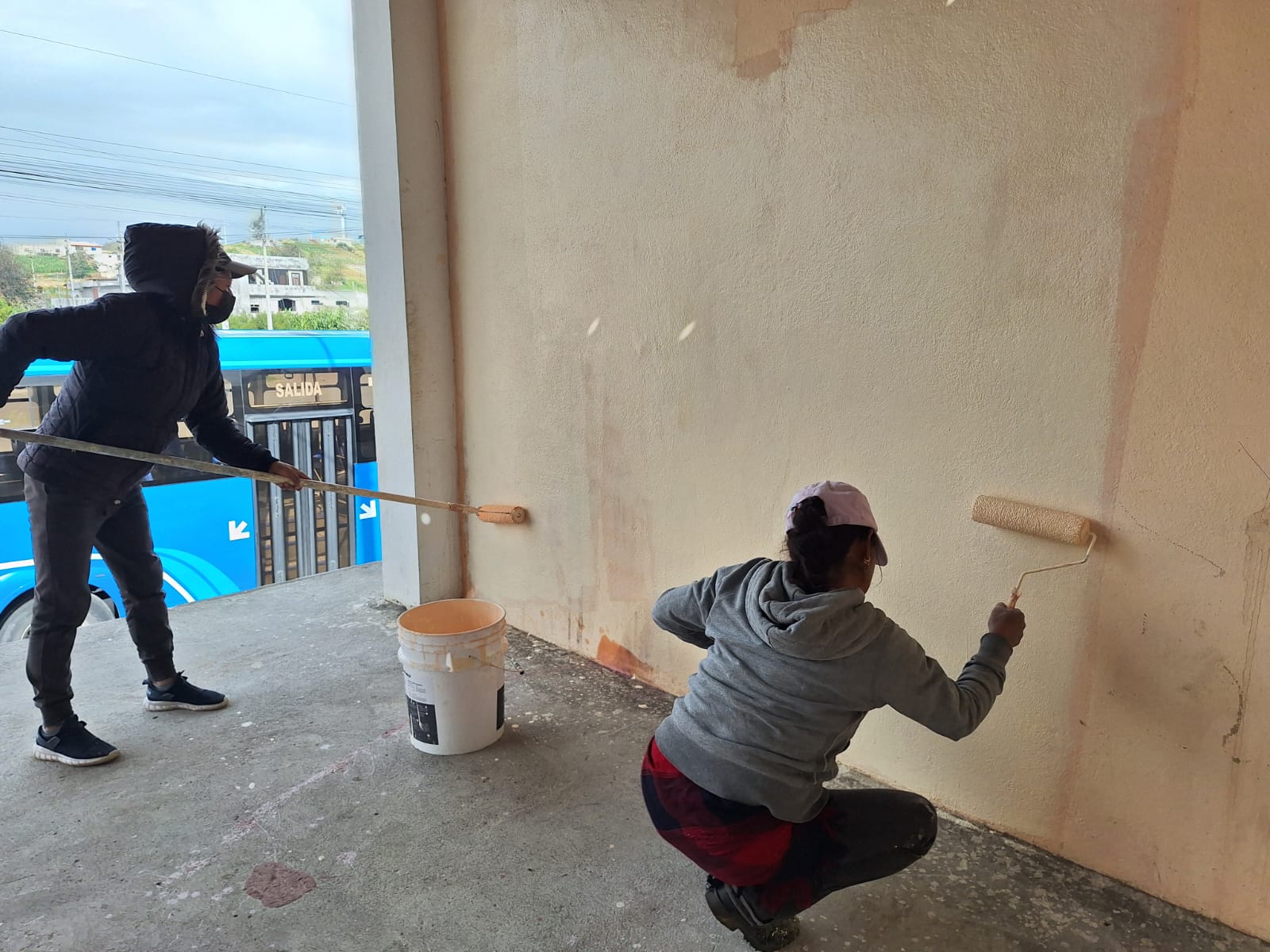 MANTENIMIENTO DE LA CASA COMUNAL Y ESCENARIO EN EL CASERÍO 10 DE AGOSTO
